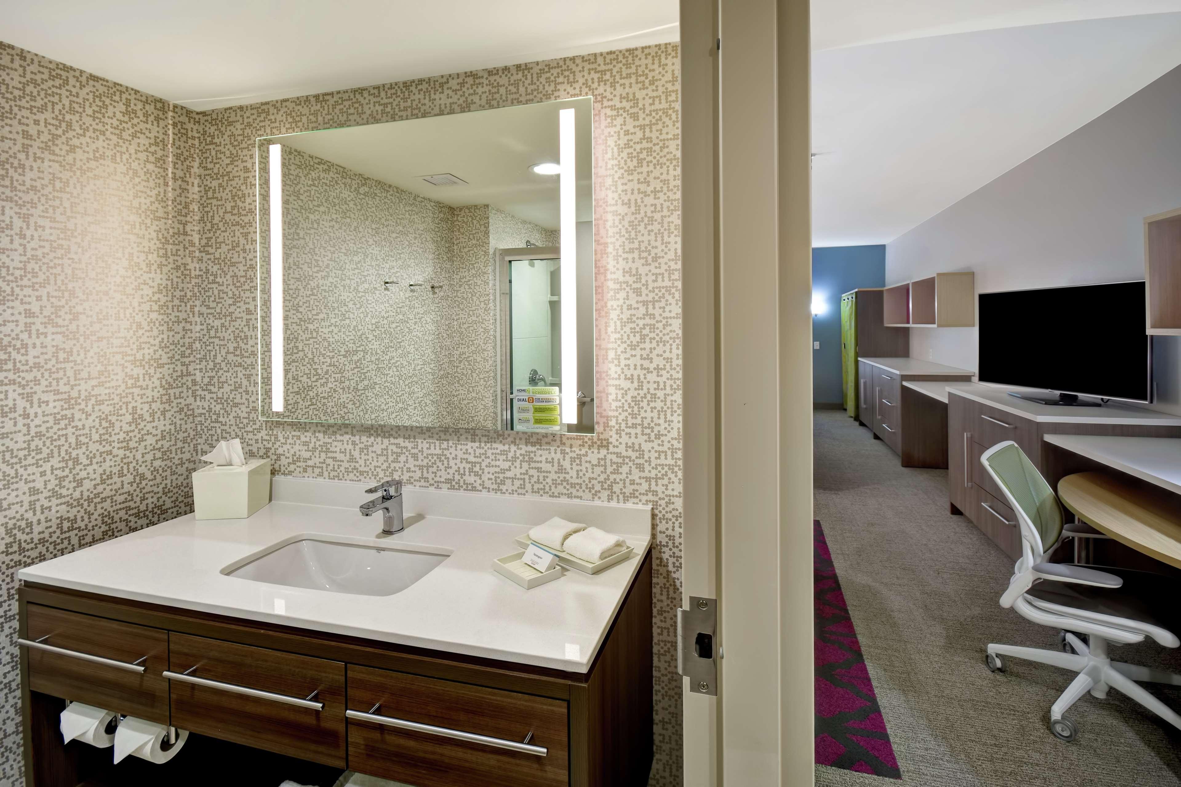 Home2 Suites By Hilton Frankfort Exterior foto