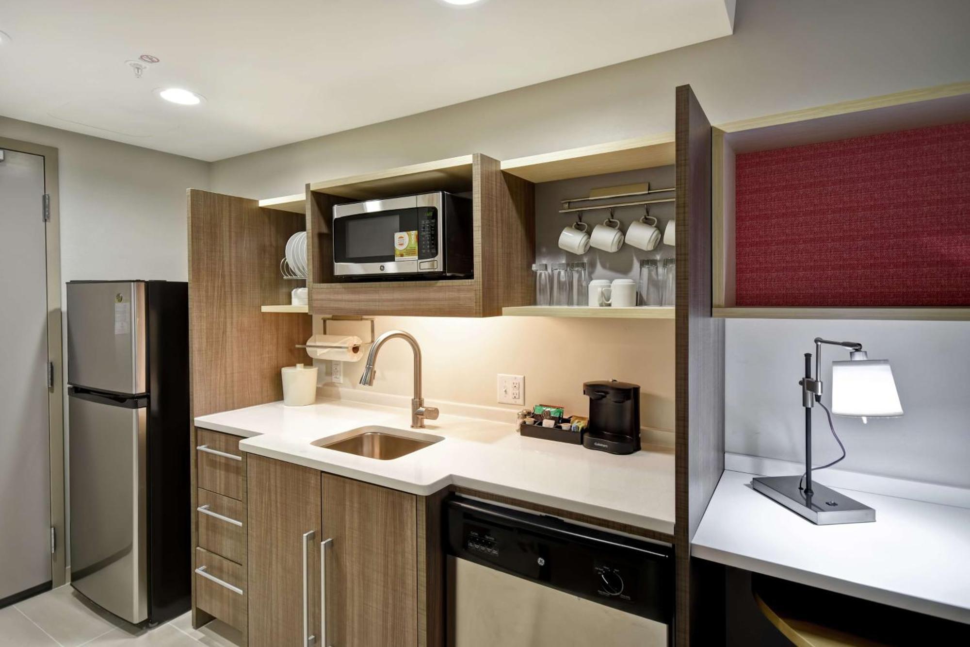 Home2 Suites By Hilton Frankfort Exterior foto